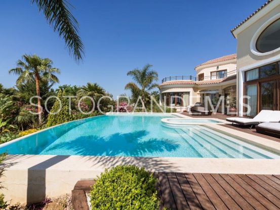 Villa en venta en Almenara de 7 dormitorios | John Medina Real Estate