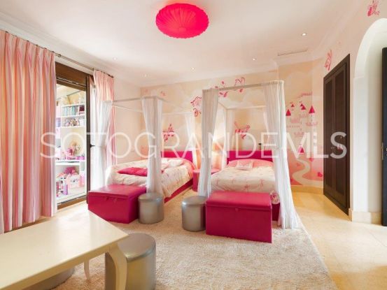 Villa en venta en Almenara de 7 dormitorios | John Medina Real Estate