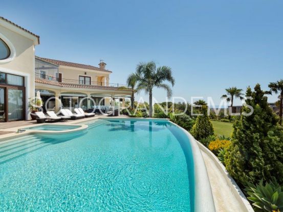 Villa en venta en Almenara de 7 dormitorios | John Medina Real Estate
