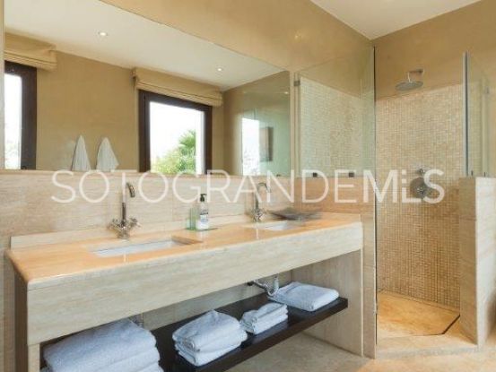 Villa en venta en Almenara de 7 dormitorios | John Medina Real Estate
