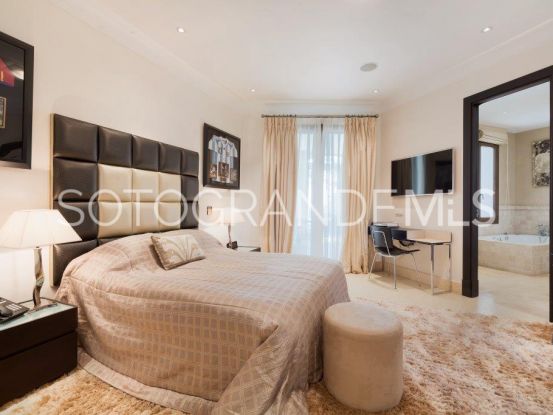 Villa en venta en Almenara de 7 dormitorios | John Medina Real Estate