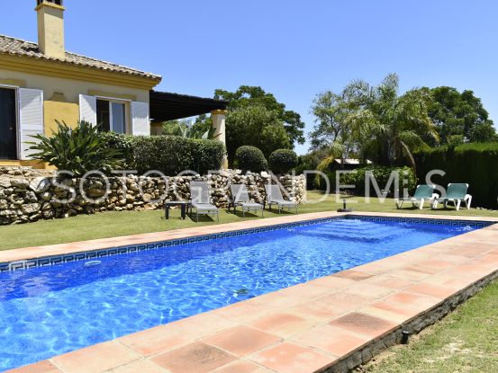Villa in Zona G | John Medina Real Estate