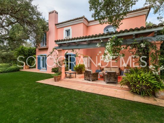 Buy Los Altos de Valderrama villa with 4 bedrooms | John Medina Real Estate
