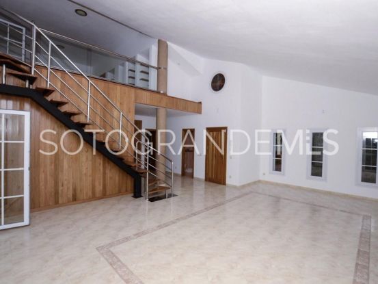 For sale Zona D villa with 5 bedrooms | John Medina Real Estate