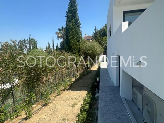 For sale villa in Zona F | John Medina Real Estate