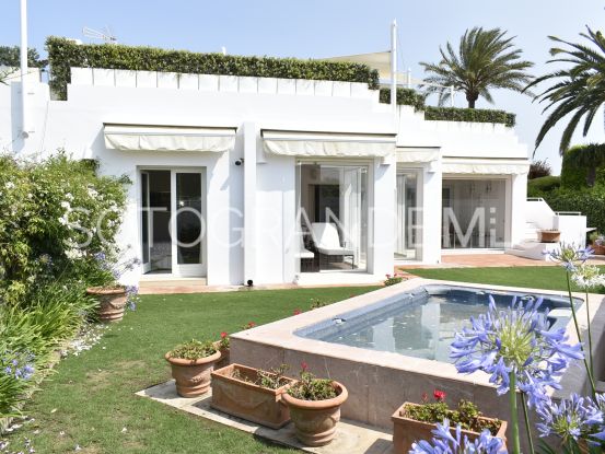 Comprar bungalow en Reyes y Reinas | John Medina Real Estate