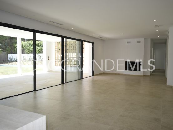 5 bedrooms villa for sale in Zona B, Sotogrande Costa | John Medina Real Estate