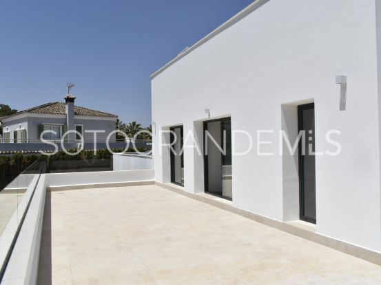 5 bedrooms villa for sale in Zona B, Sotogrande Costa | John Medina Real Estate
