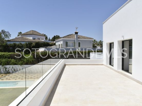 5 bedrooms villa for sale in Zona B, Sotogrande Costa | John Medina Real Estate