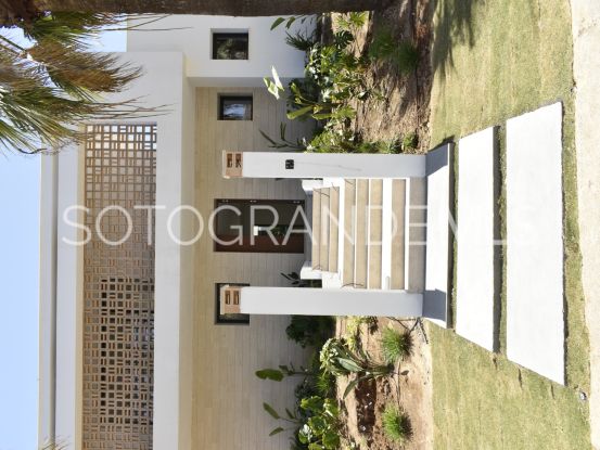 5 bedrooms villa for sale in Zona B, Sotogrande Costa | John Medina Real Estate