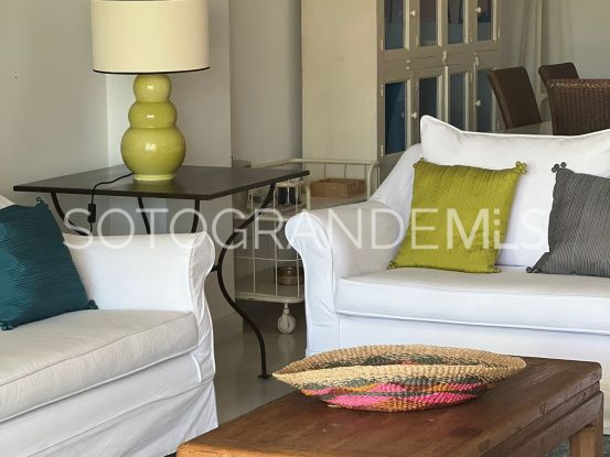Apartamento a la venta en El Polo de Sotogrande con 4 dormitorios | John Medina Real Estate