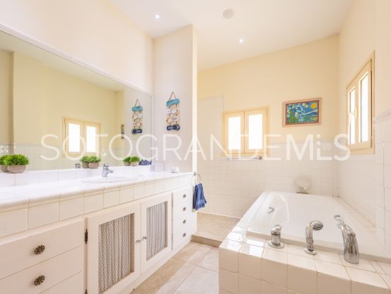 Villa in Zona F for sale | John Medina Real Estate