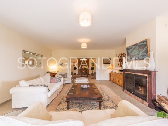 Villa in Zona F for sale | John Medina Real Estate