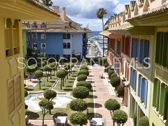 Buy 3 bedrooms apartment in Sotogrande Puerto Deportivo | John Medina Real Estate