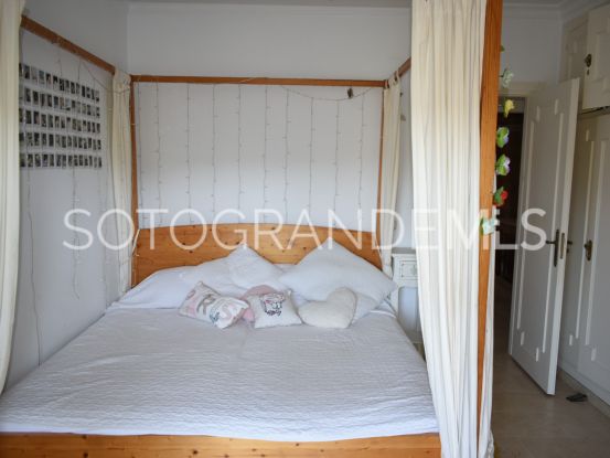 Se vende villa en Zona B de 6 dormitorios | John Medina Real Estate