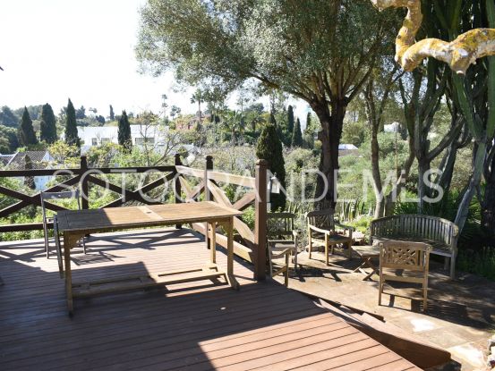 Se vende villa en Zona B de 6 dormitorios | John Medina Real Estate