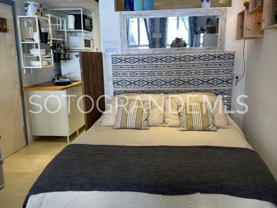 Buy studio in Sotogrande Puerto Deportivo | John Medina Real Estate
