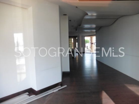 Sotogrande Puerto Deportivo commercial premises for sale | John Medina Real Estate