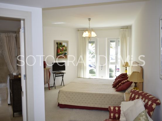 Apartment in Sotogrande Puerto Deportivo for sale | John Medina Real Estate
