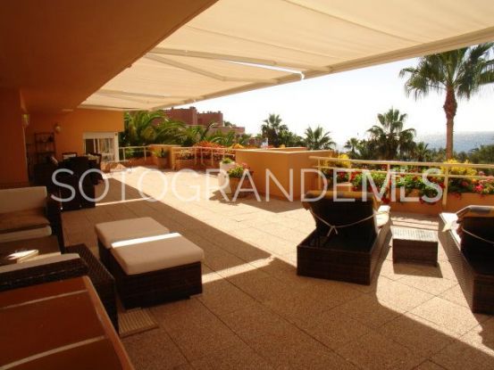 For sale Sotogrande Playa penthouse with 3 bedrooms | John Medina Real Estate