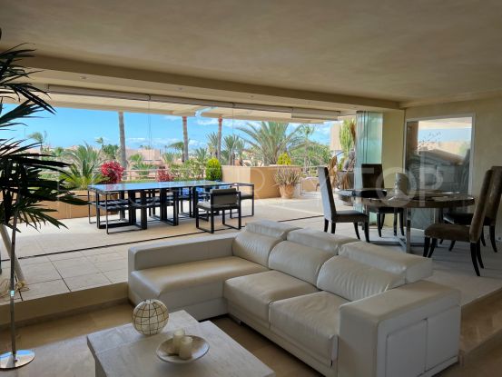 FANTASTIC PENTHOUSE WITH INCREDIBLE SEA VIEWS AND PRIVATE POOL.
