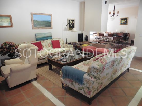 For sale villa in Zona C | John Medina Real Estate