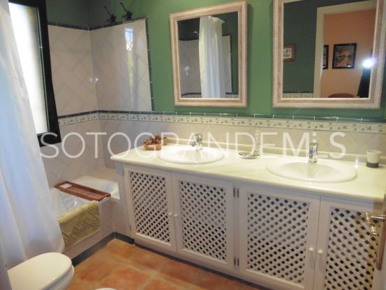 For sale villa in Zona C | John Medina Real Estate