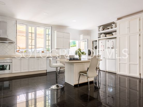 Sotogrande Alto Central 5 bedrooms villa for sale | John Medina Real Estate