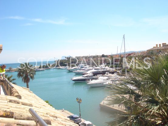 Penthouse in Sotogrande Puerto Deportivo with 2 bedrooms | John Medina Real Estate