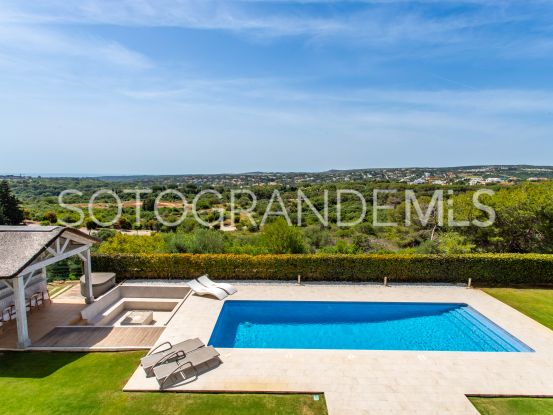 Villa de 5 dormitorios en venta en La Reserva, Sotogrande | John Medina Real Estate
