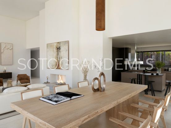 Villa in Zona F with 5 bedrooms | John Medina Real Estate