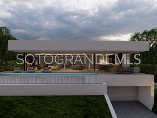 Villa a la venta de 4 dormitorios en Sotogrande Alto Central | John Medina Real Estate