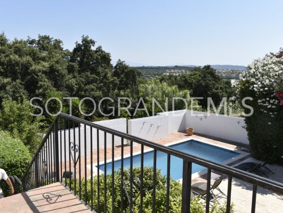 Villa for sale in Zona E with 6 bedrooms | John Medina Real Estate
