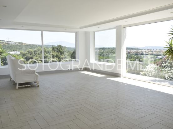 Villa for sale in Zona E with 6 bedrooms | John Medina Real Estate