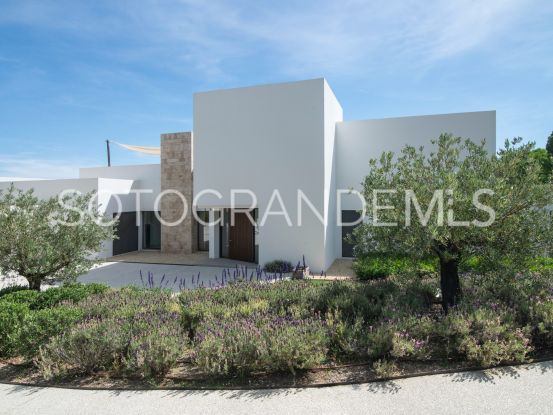 Almenara Golf, Sotogrande Alto, villa de 5 dormitorios en venta | John Medina Real Estate