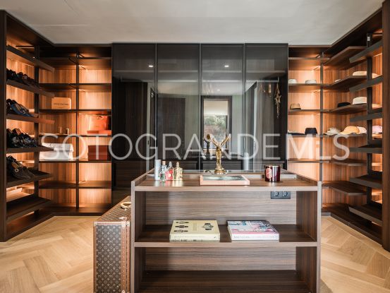 Villa for sale in Kings & Queens | John Medina Real Estate