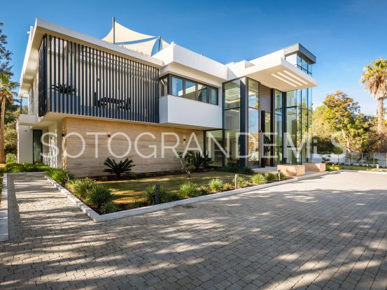 Villa for sale in Kings & Queens | John Medina Real Estate