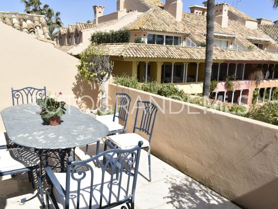 Buy penthouse with 3 bedrooms in Sotogrande Puerto Deportivo | John Medina Real Estate