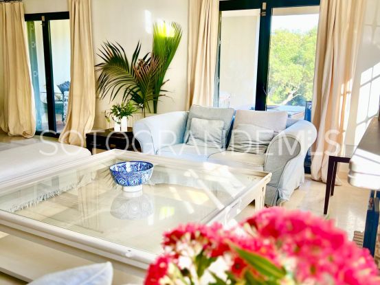 Sotogolf, Sotogrande Alto, pareado con 5 dormitorios a la venta | John Medina Real Estate