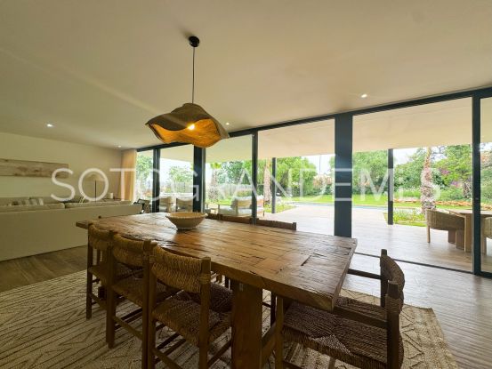 5 bedrooms villa for sale in Zona B | John Medina Real Estate