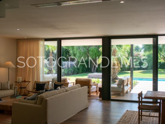 5 bedrooms villa for sale in Zona B | John Medina Real Estate