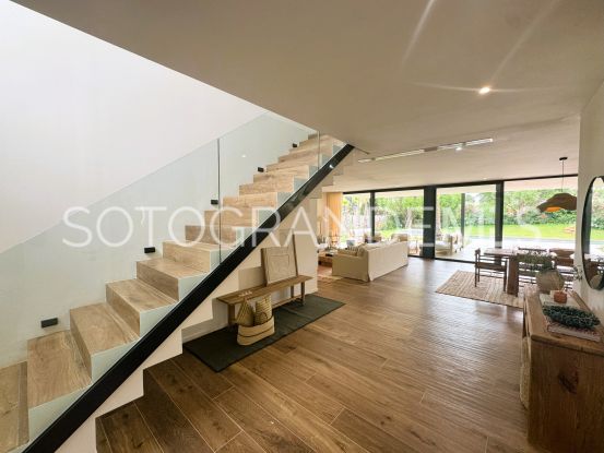 5 bedrooms villa for sale in Zona B | John Medina Real Estate