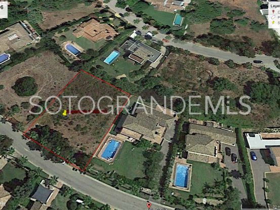 Zona F plot for sale | John Medina Real Estate