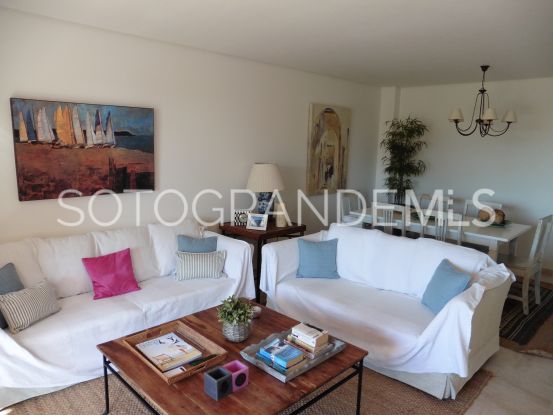 Apartamento en venta en Guadalmarina de 3 dormitorios | John Medina Real Estate