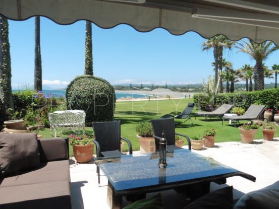 5 bedrooms ground floor apartment in Sotogrande Playa for sale | John Medina Real Estate