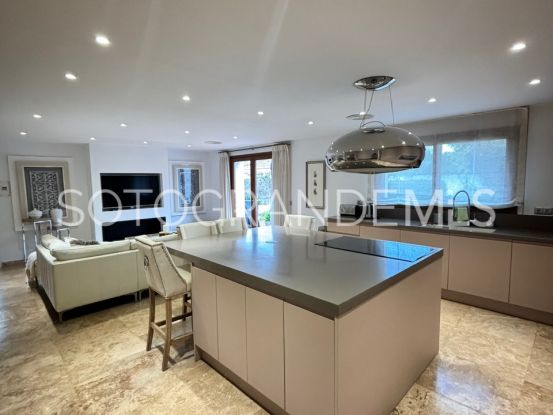 4 bedrooms Zona B villa for sale | John Medina Real Estate