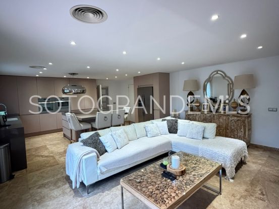 4 bedrooms Zona B villa for sale | John Medina Real Estate