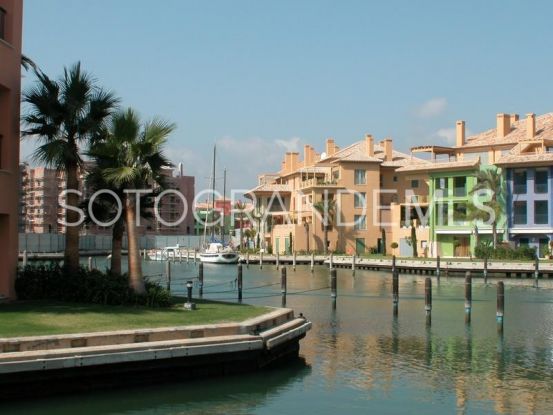 Ribera del Corvo, Sotogrande, apartamento planta baja de 4 dormitorios en venta | John Medina Real Estate