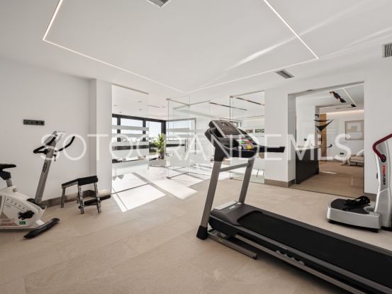 Zona M villa | John Medina Real Estate