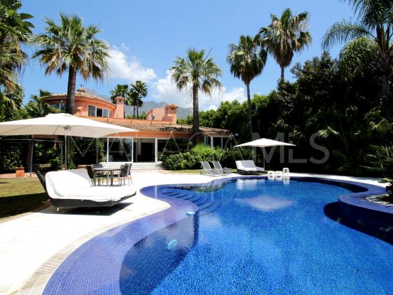 Villa with 4 bedrooms for sale in Rocio de Nagüeles, Marbella Golden Mile | DM Properties